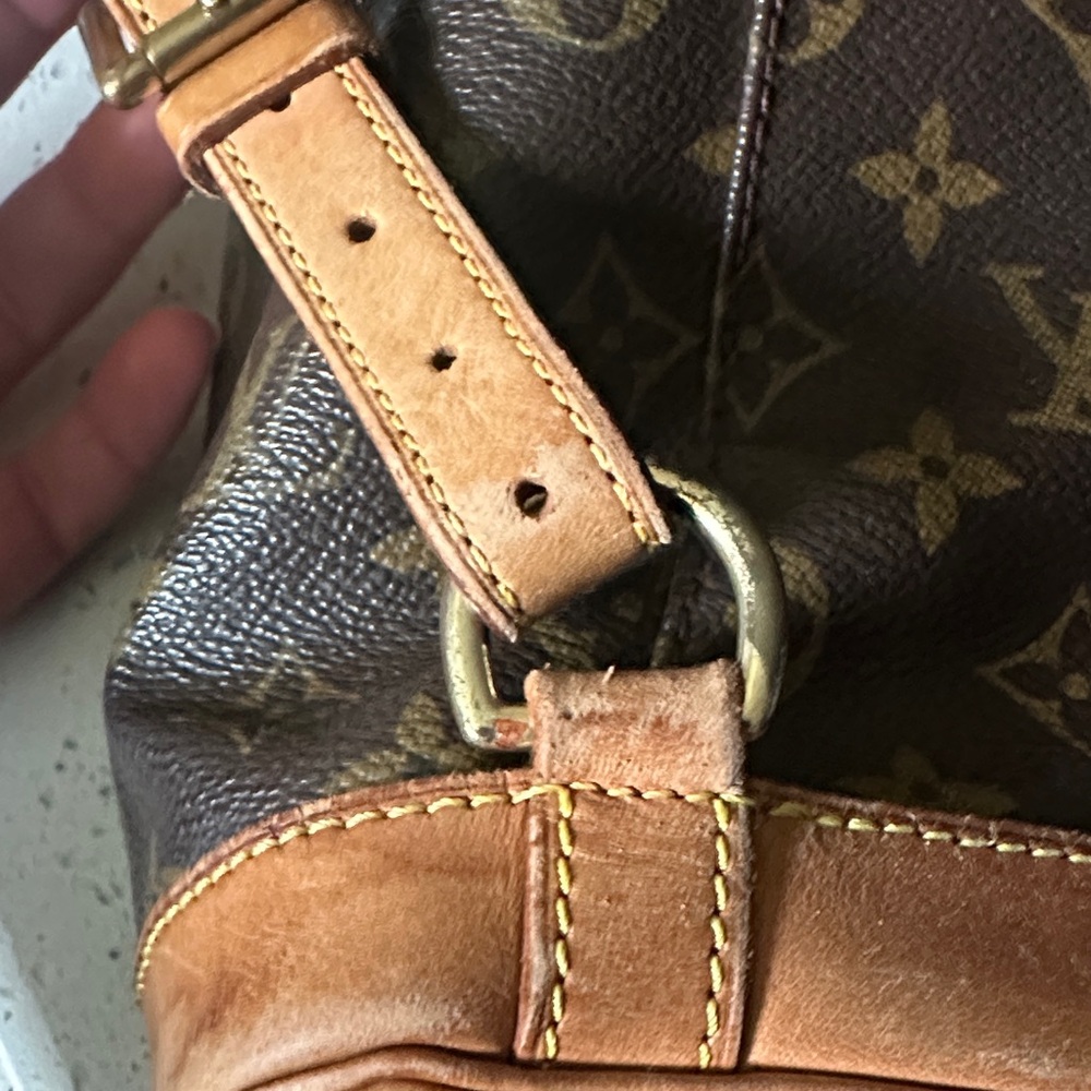 Louis Vuitton Backpack - Picture 6 of 16